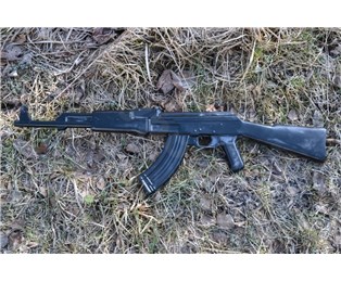 Cvičný gumový samopal AK-47