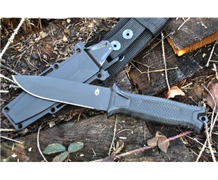 Nůž Gerber Strongarm Fixed Blade Black